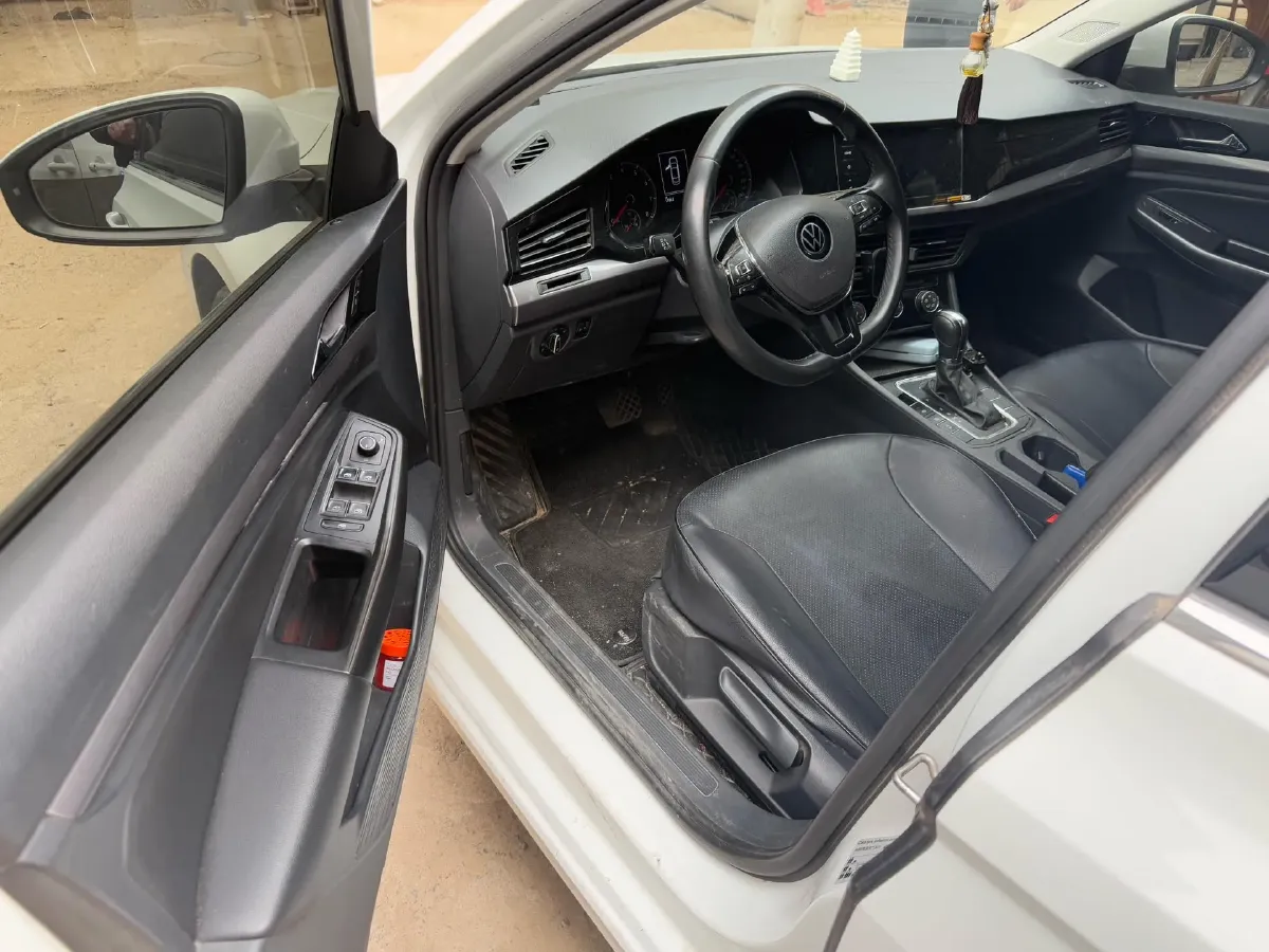 2021 Volkswagen Bora 1.5L 113HP L4 6AT,autocango,china used car exporter,china ev exporter,chinese used car exporter,chinese used ev exporter