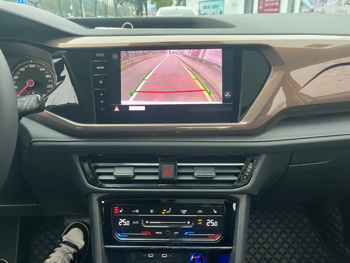 2021 Volkswagen Tharu 1.4T 150HP L4 7DCT,autocango,china used car exporter,china ev exporter,chinese used car exporter,chinese used ev exporter