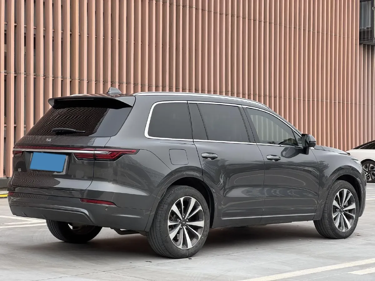 2020 Li ONE Range Extended 131HP REEV 40.5KWH,autocango,china used car exporter,china ev exporter,chinese used car exporter,chinese used ev exporter