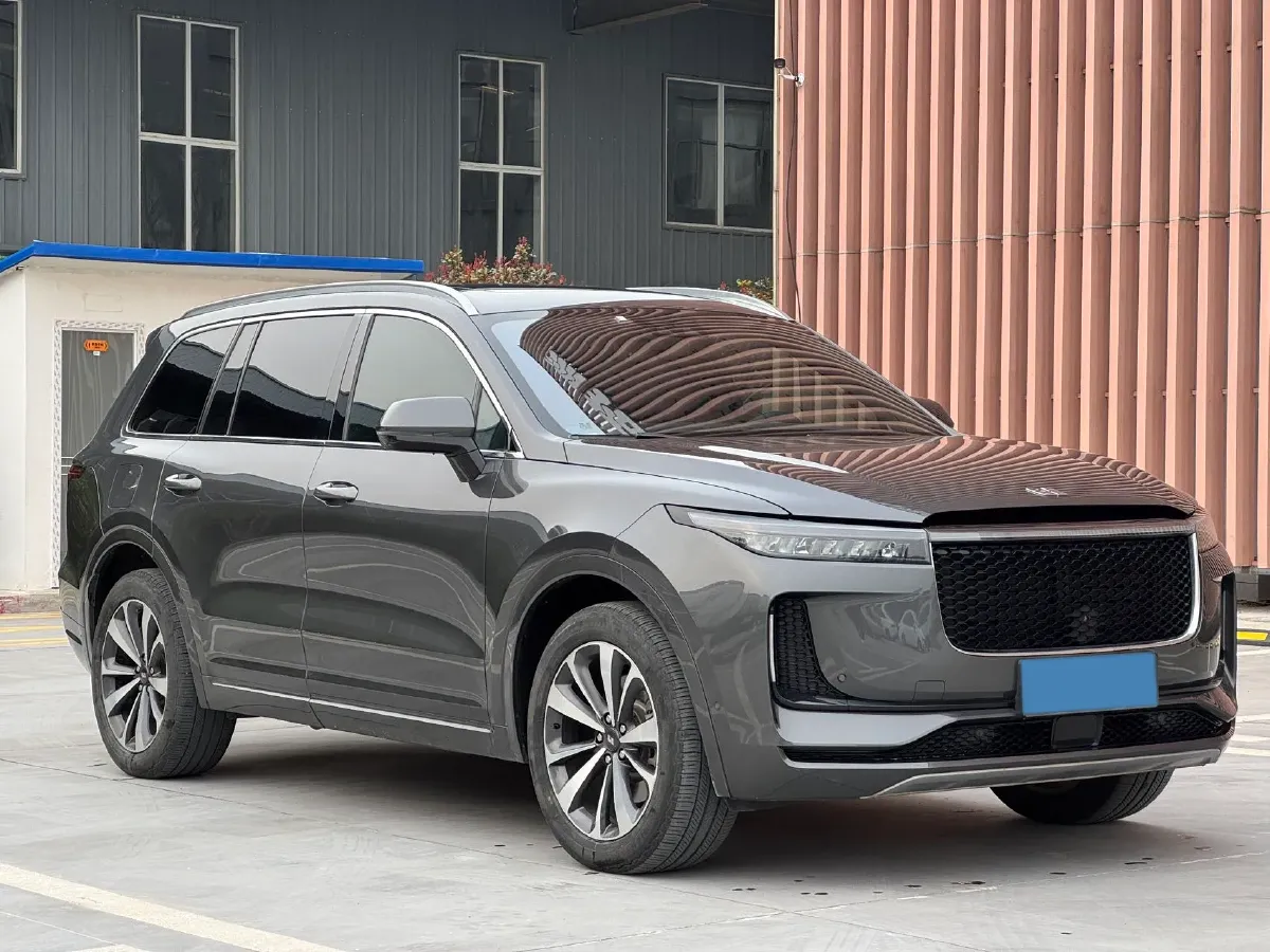 2020 Li ONE Range Extended 131HP REEV 40.5KWH,autocango,china used car exporter,china ev exporter,chinese used car exporter,chinese used ev exporter