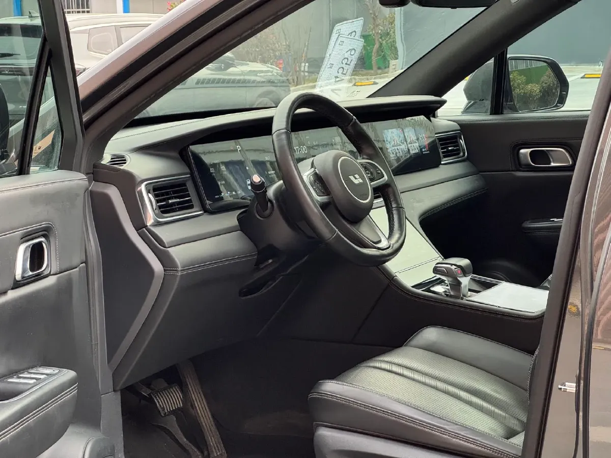 2020 Li ONE Range Extended 131HP REEV 40.5KWH,autocango,china used car exporter,china ev exporter,chinese used car exporter,chinese used ev exporter