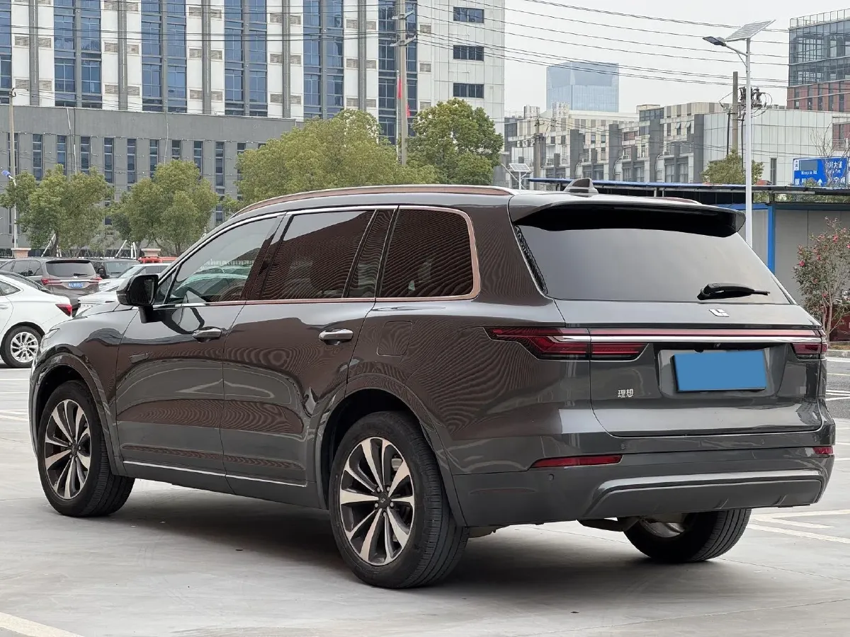 2020 Li ONE Range Extended 131HP REEV 40.5KWH,autocango,china used car exporter,china ev exporter,chinese used car exporter,chinese used ev exporter