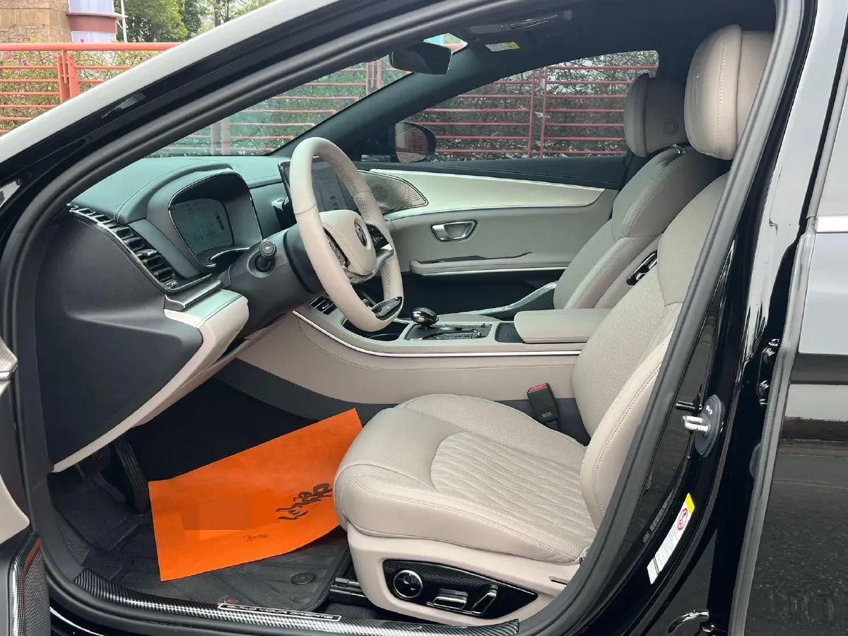 2025 BYD Han BEV 72KWH,autocango,china used car exporter,china ev exporter,chinese used car exporter,chinese used ev exporter