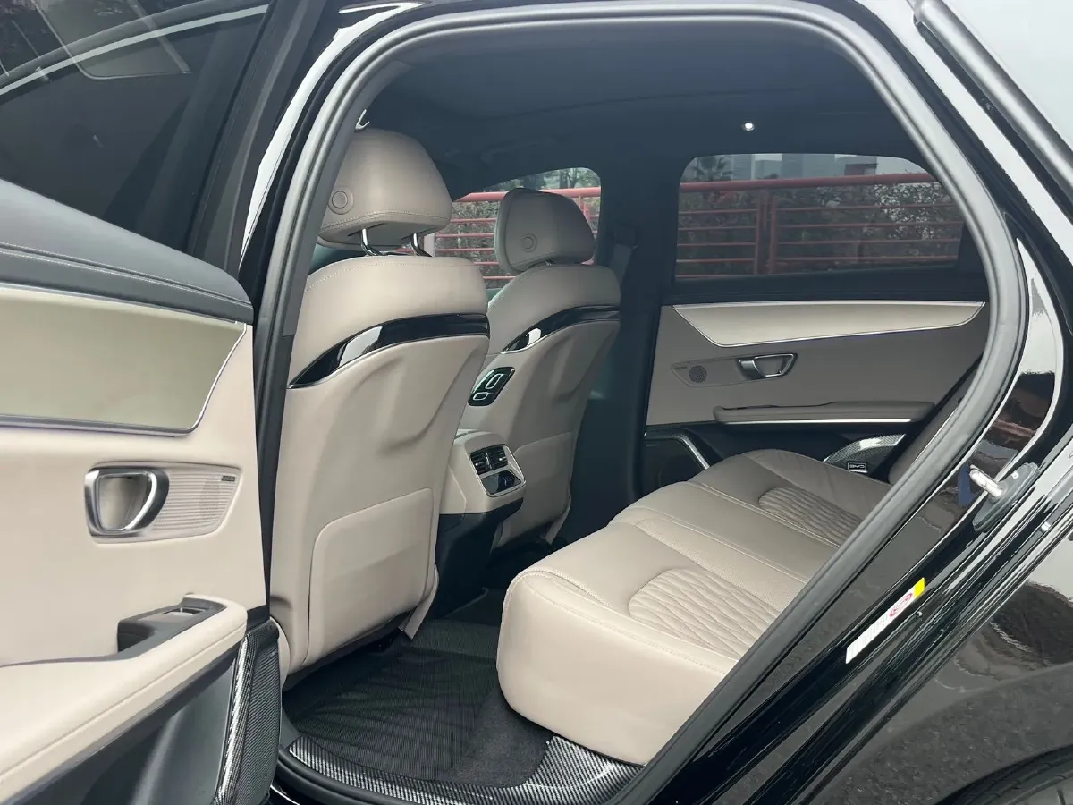 2025 BYD Han BEV 72KWH,autocango,china used car exporter,china ev exporter,chinese used car exporter,chinese used ev exporter