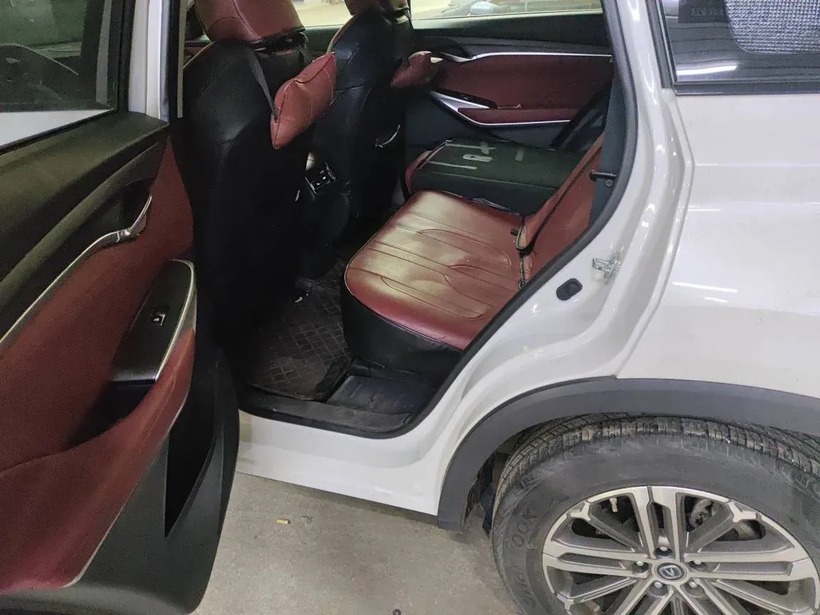 2021 ChangAn CS75 Plus 1.5T 178HP L4 6AT,autocango,china used car exporter,china ev exporter,chinese used car exporter,chinese used ev exporter