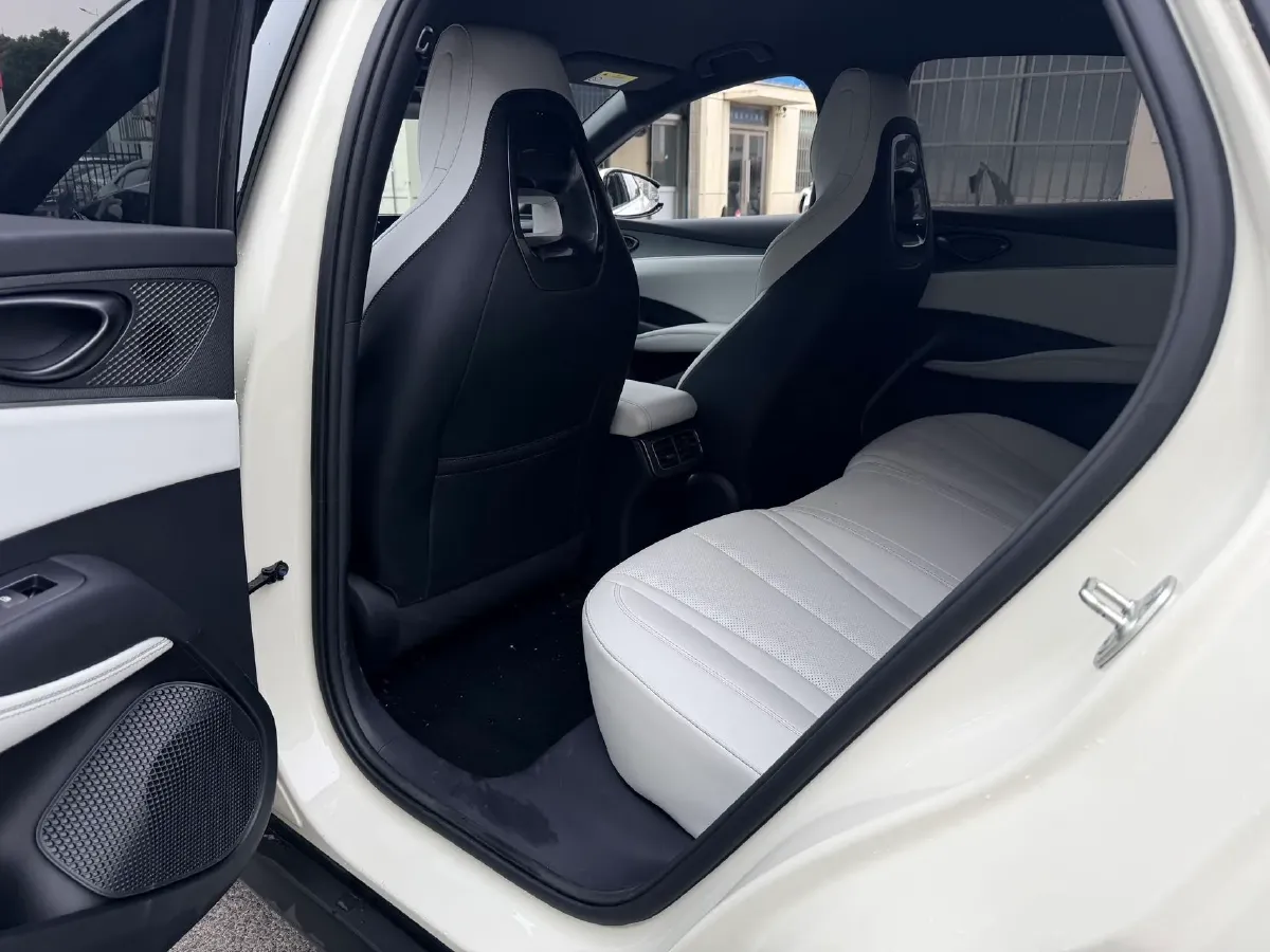 2024 BYD Seal06 1.5L 101HP L4 E-CVT PHEV 10.08KWH,autocango,china used car exporter,china ev exporter,chinese used car exporter,chinese used ev exporter