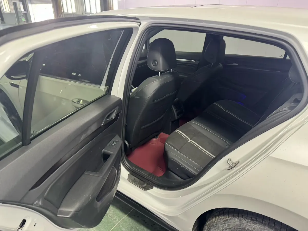 2023 Volkswagen Golf 1.4T 150HP L4 7DCT,autocango,china used car exporter,china ev exporter,chinese used car exporter,chinese used ev exporter