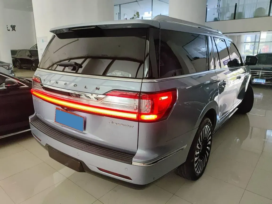 2020 Lincoln Navigator 3.5T 388HP V6 10AT,autocango,china used car exporter,china ev exporter,chinese used car exporter,chinese used ev exporter