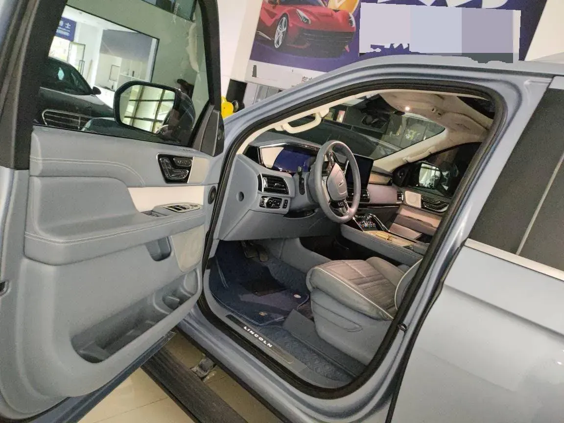 2020 Lincoln Navigator 3.5T 388HP V6 10AT,autocango,china used car exporter,china ev exporter,chinese used car exporter,chinese used ev exporter