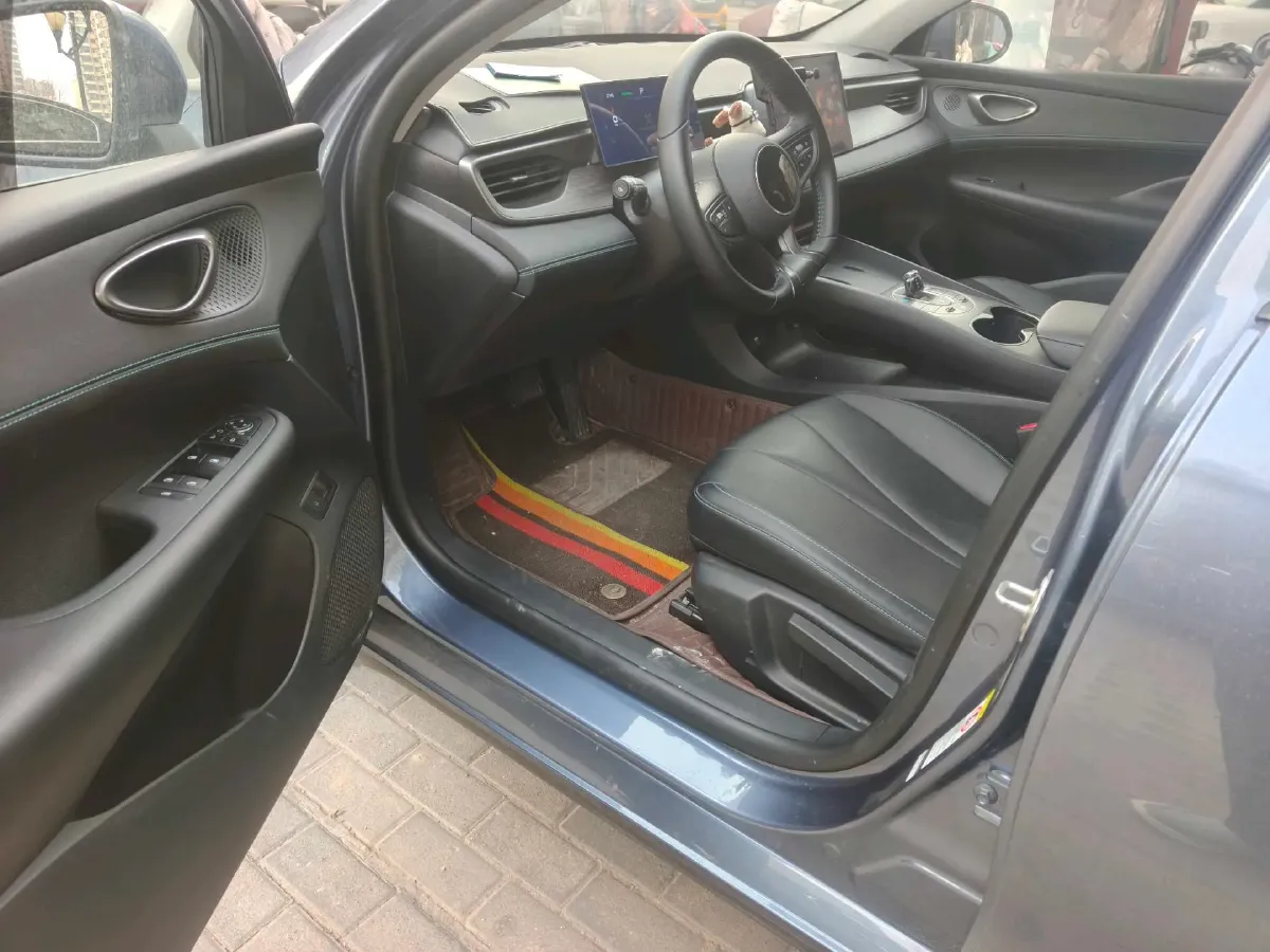 2025 BYD Seal05 DM-i 1.5L 101HP L4 E-CVT PHEV 7.68KWH,autocango,china used car exporter,china ev exporter,chinese used car exporter,chinese used ev exporter