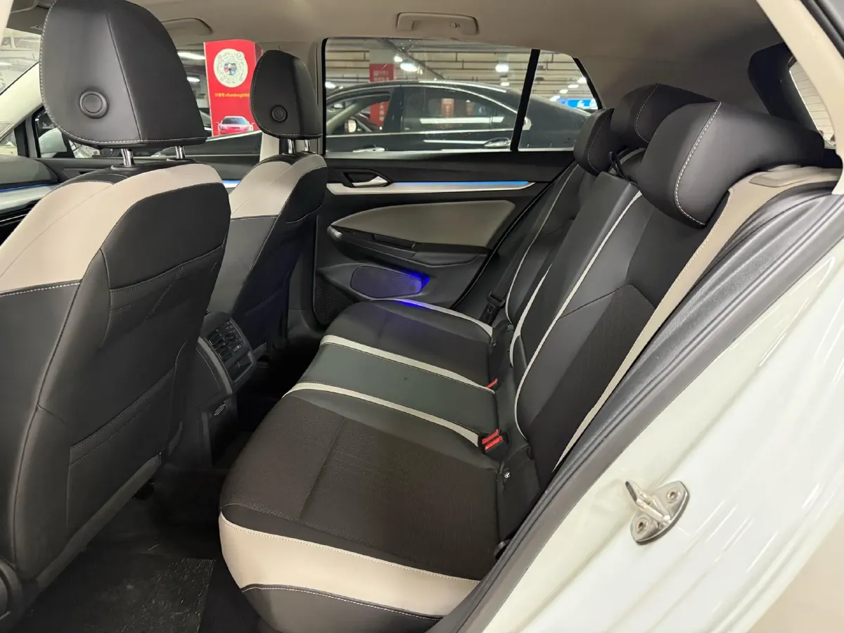 2021 Volkswagen Golf 1.4T 150HP L4 7DCT,autocango,china used car exporter,china ev exporter,chinese used car exporter,chinese used ev exporter