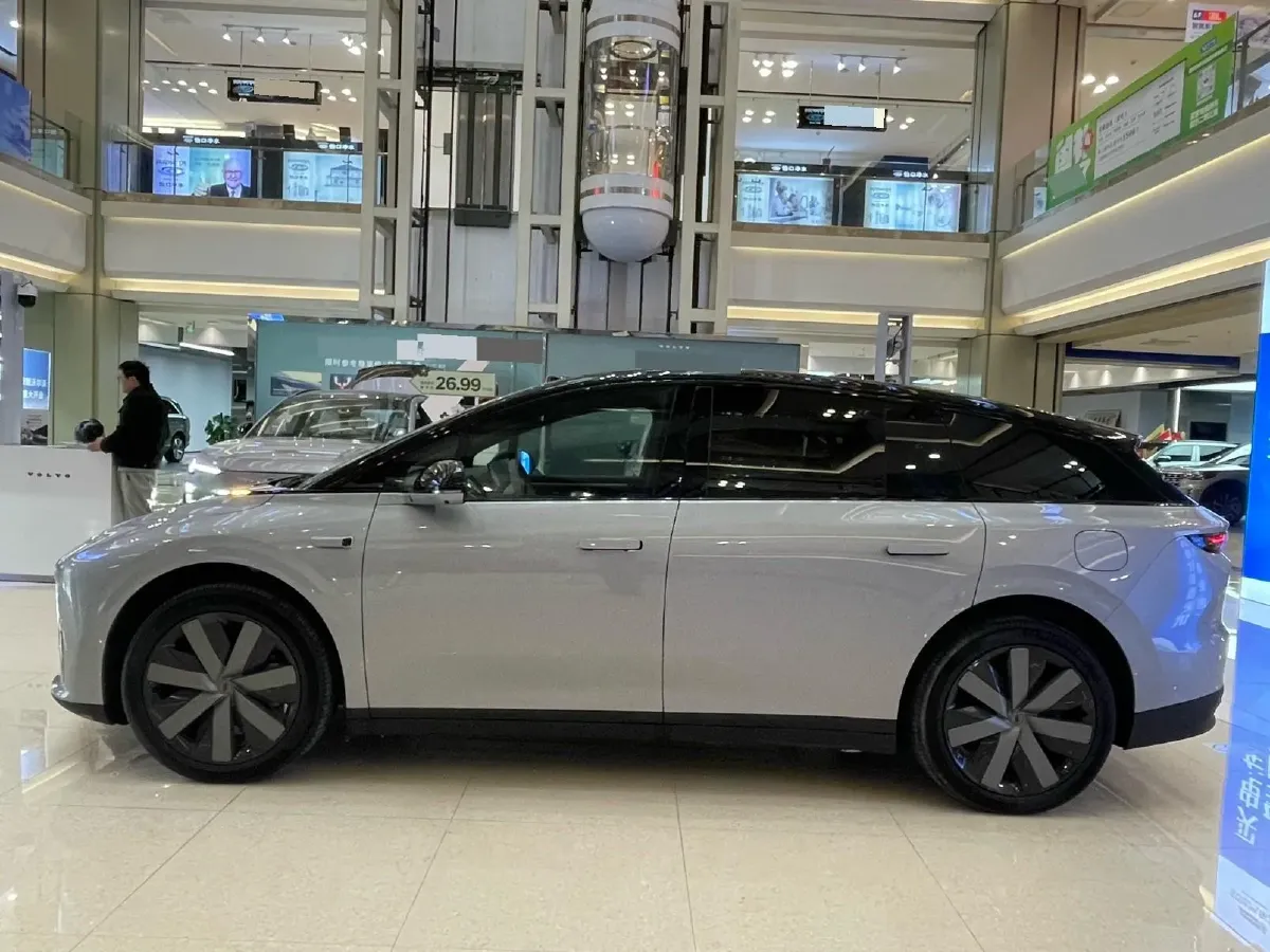 2025 Li i6 BEV,autocango,china used car exporter,china ev exporter,chinese used car exporter,chinese used ev exporter