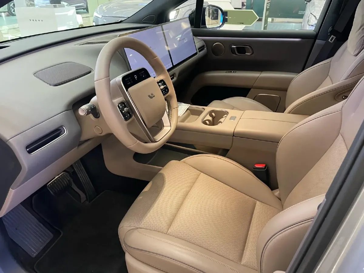 2025 Li i6 BEV,autocango,china used car exporter,china ev exporter,chinese used car exporter,chinese used ev exporter