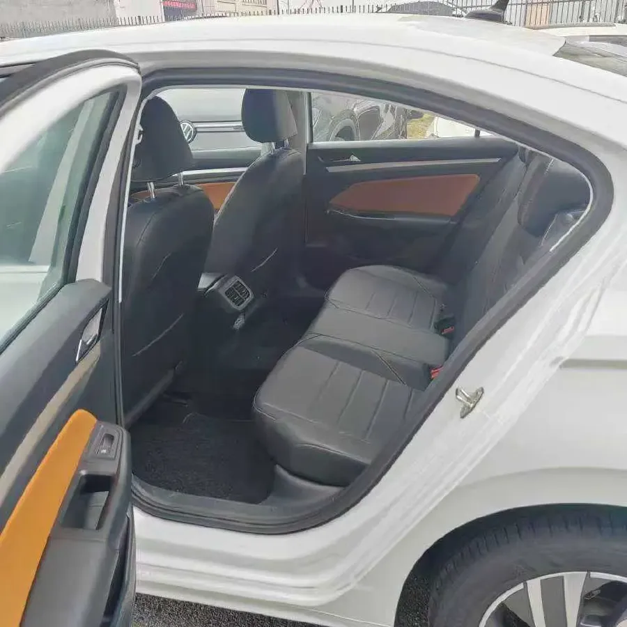 2024 Volkswagen Bora 1.4T 150HP L4 7DCT,autocango,china used car exporter,china ev exporter,chinese used car exporter,chinese used ev exporter