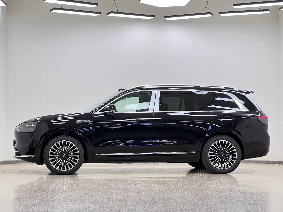 2025 AITO AITO M9 REEV 160HP REEV 52KWH,autocango,china used car exporter,china ev exporter,chinese used car exporter,chinese used ev exporter