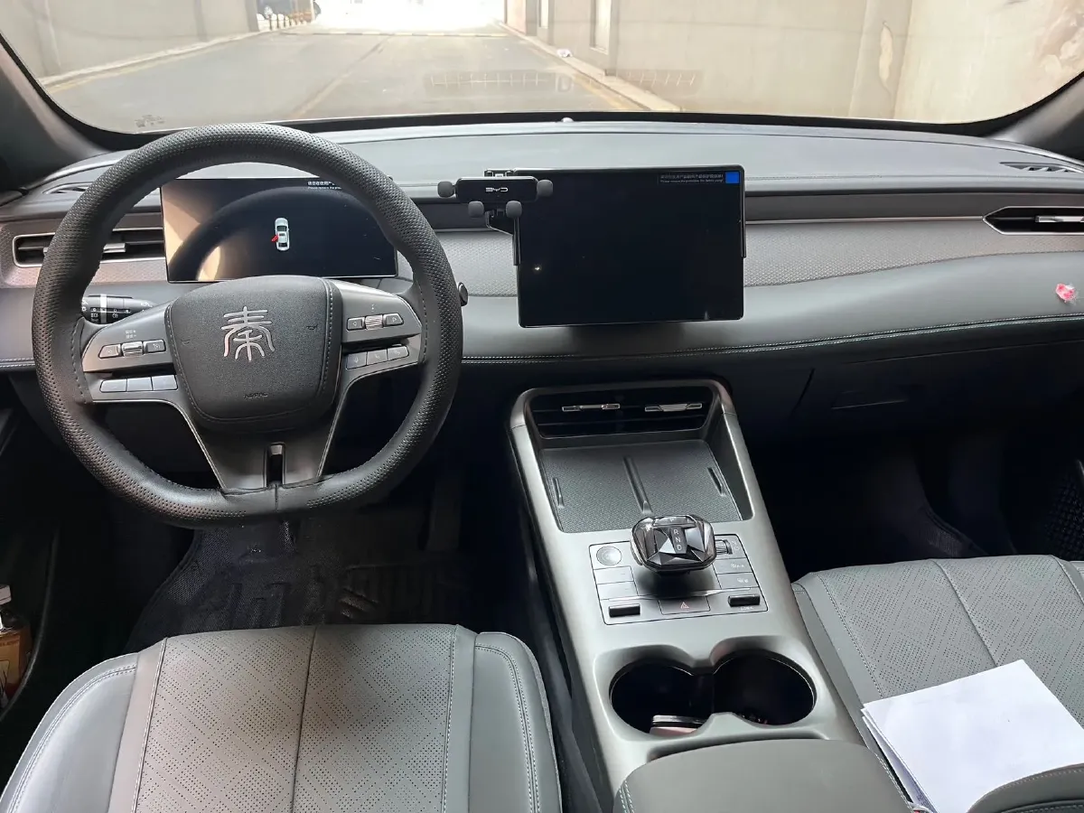 2025 BYD Seal05 DM-i 1.5L 101HP L4 E-CVT PHEV 7.68KWH,autocango,china used car exporter,china ev exporter,chinese used car exporter,chinese used ev exporter