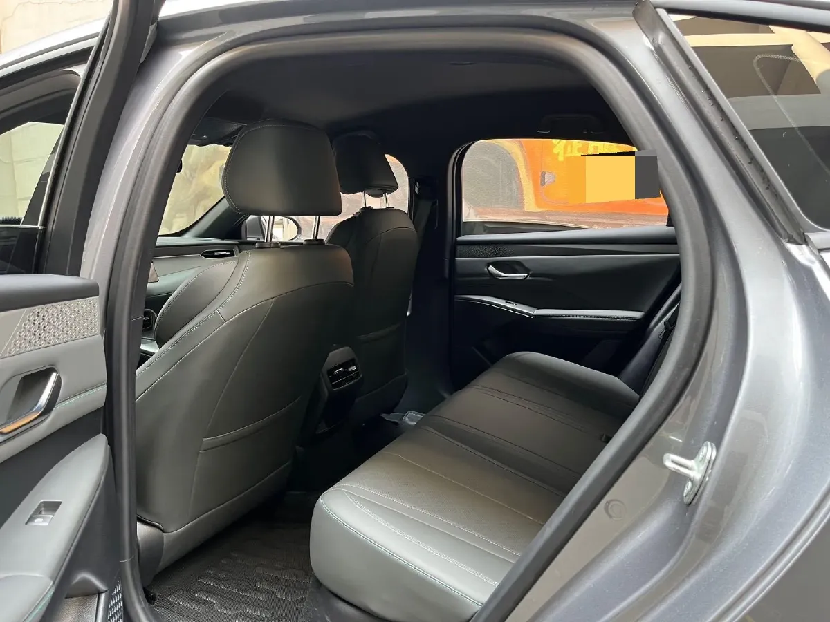 2025 BYD Seal05 DM-i 1.5L 101HP L4 E-CVT PHEV 7.68KWH,autocango,china used car exporter,china ev exporter,chinese used car exporter,chinese used ev exporter