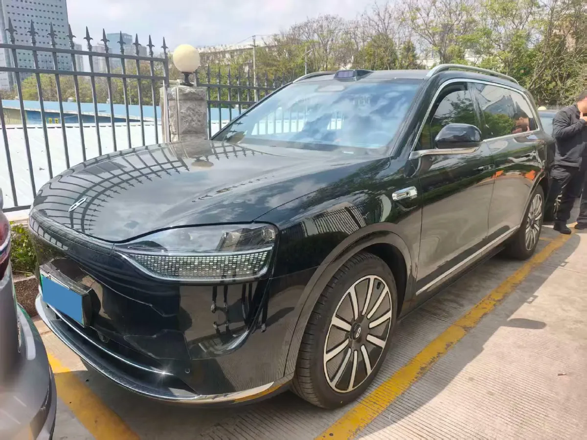 2025 AITO AITO M9 REEV 160HP REEV 52KWH,autocango,china used car exporter,china ev exporter,chinese used car exporter,chinese used ev exporter