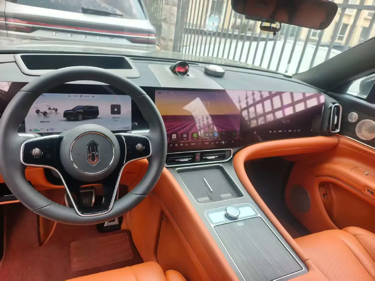 2025 AITO AITO M9 REEV 160HP REEV 52KWH,autocango,china used car exporter,china ev exporter,chinese used car exporter,chinese used ev exporter