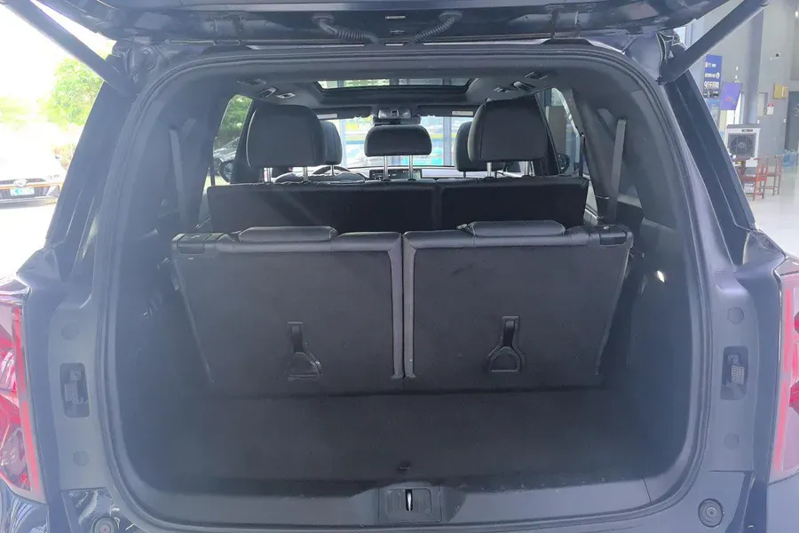 2022 GAC Trumpchi GS8 2.0T 252HP L4 8AT,autocango,china used car exporter,china ev exporter,chinese used car exporter,chinese used ev exporter