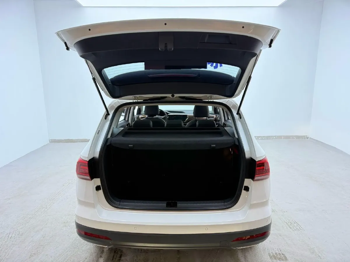 2021 Volkswagen Tharu 1.4T 150HP L4 7DCT,autocango,china used car exporter,china ev exporter,chinese used car exporter,chinese used ev exporter