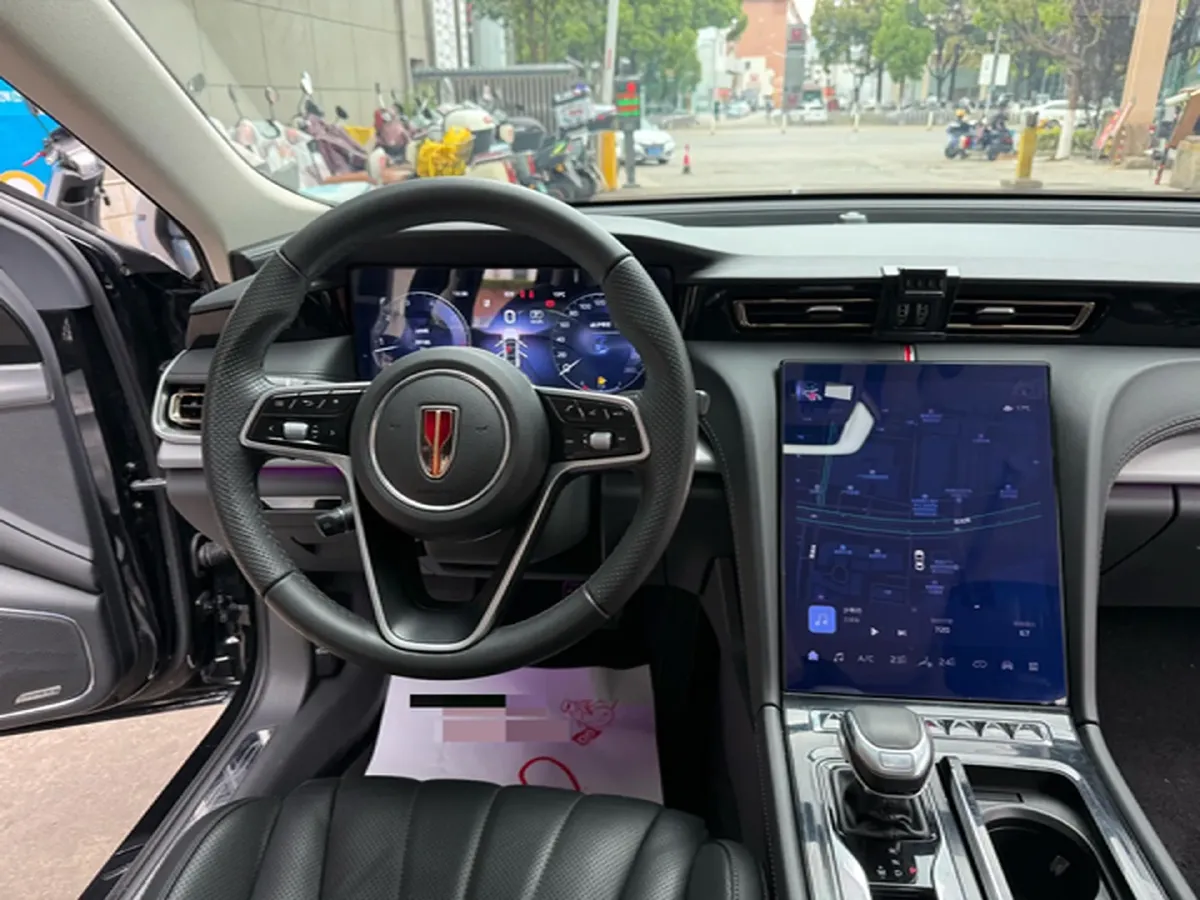 2023 HongQi H5 2.0T 224HP L4 8AT,autocango,china used car exporter,china ev exporter,chinese used car exporter,chinese used ev exporter