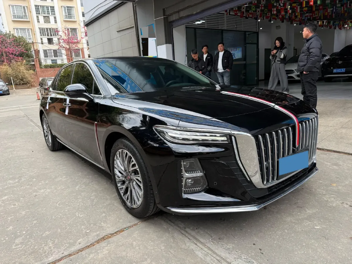 2023 HongQi H5 2.0T 224HP L4 8AT,autocango,china used car exporter,china ev exporter,chinese used car exporter,chinese used ev exporter