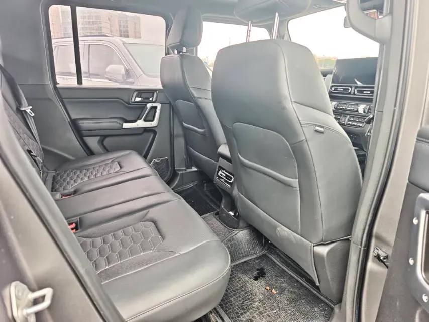 2024 212 212 T01 2.0T 252HP L4 8AT,autocango,china used car exporter,china ev exporter,chinese used car exporter,chinese used ev exporter