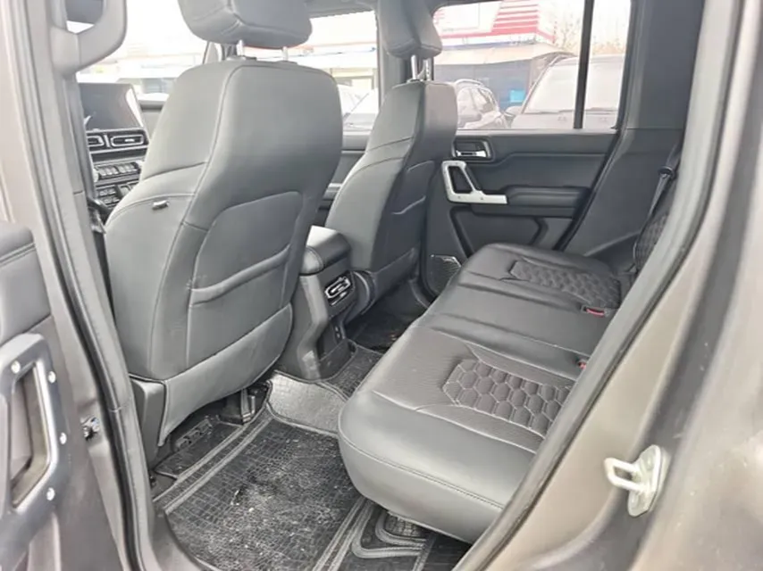 2024 212 212 T01 2.0T 252HP L4 8AT,autocango,china used car exporter,china ev exporter,chinese used car exporter,chinese used ev exporter