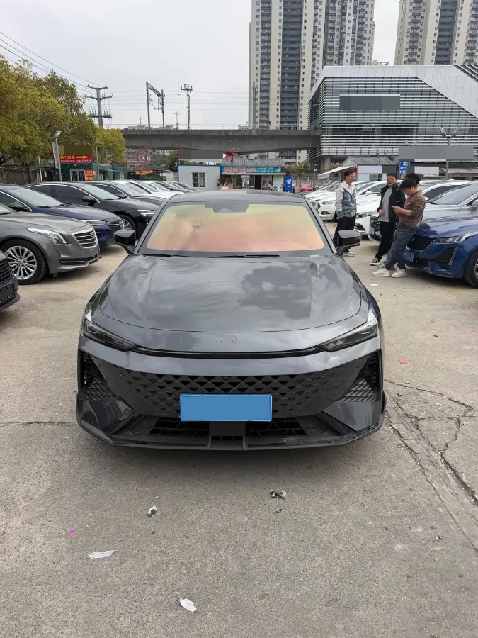 2024 ChangAn UNI-V 1.5T 188HP L4 7DCT,autocango,china used car exporter,china ev exporter,chinese used car exporter,chinese used ev exporter