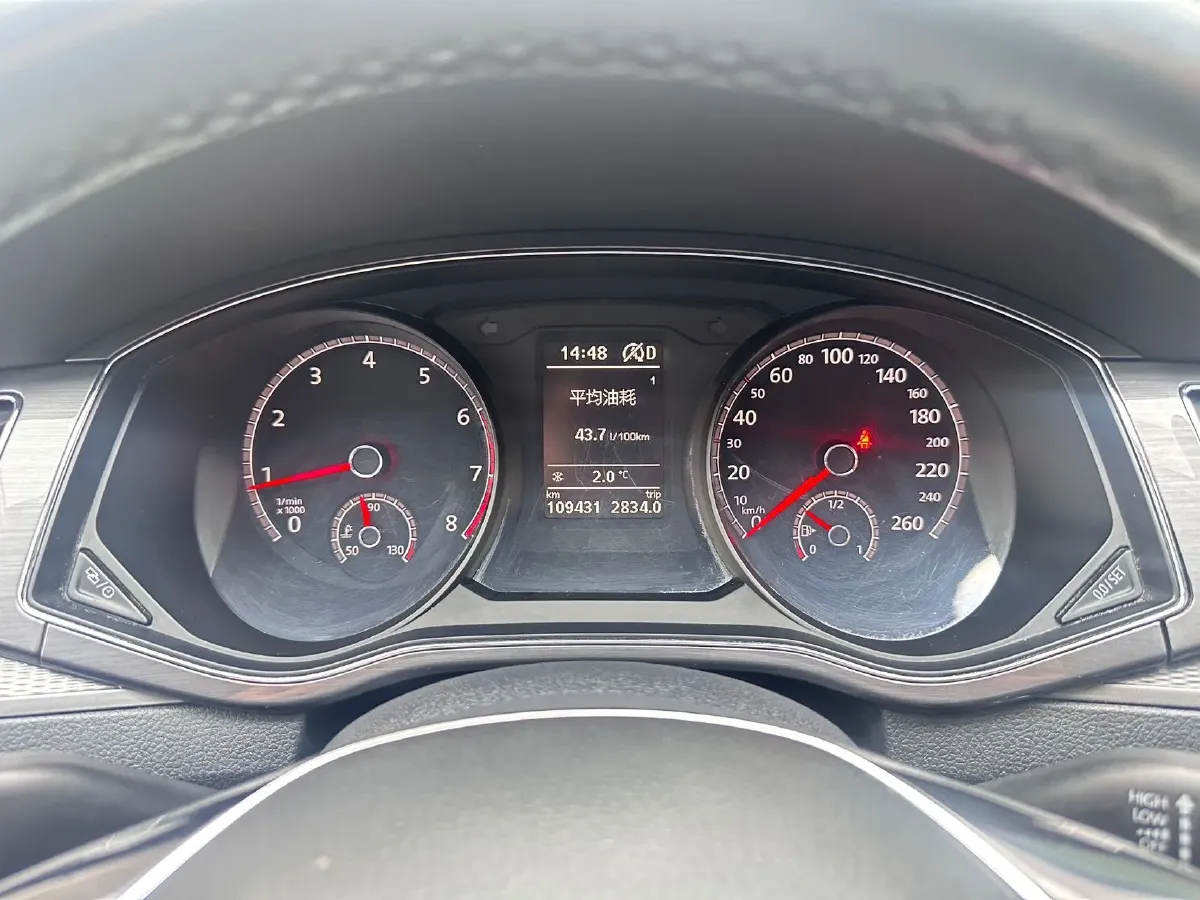 2017 Volkswagen Passat 1.8T 180HP L4 7DCT,autocango,china used car exporter,china ev exporter,chinese used car exporter,chinese used ev exporter