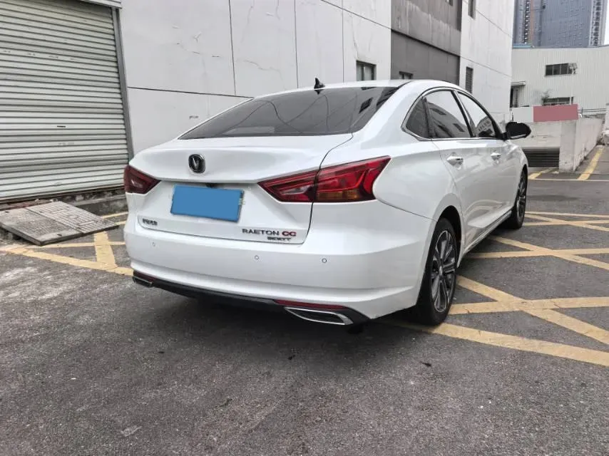 2022 ChangAn Raeton CC 1.5T 188HP L4 7DCT,autocango,china used car exporter,china ev exporter,chinese used car exporter,chinese used ev exporter