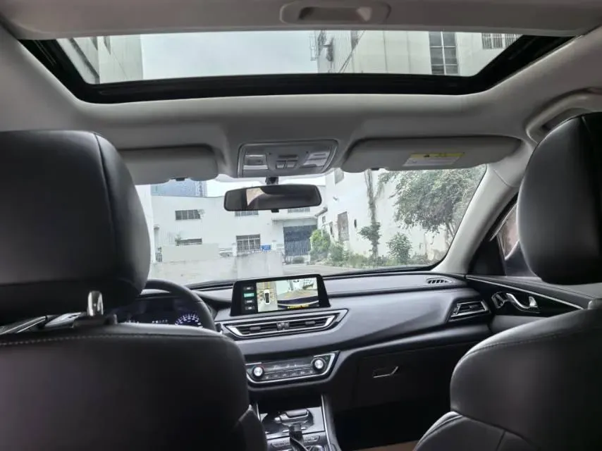 2022 ChangAn Raeton CC 1.5T 188HP L4 7DCT,autocango,china used car exporter,china ev exporter,chinese used car exporter,chinese used ev exporter