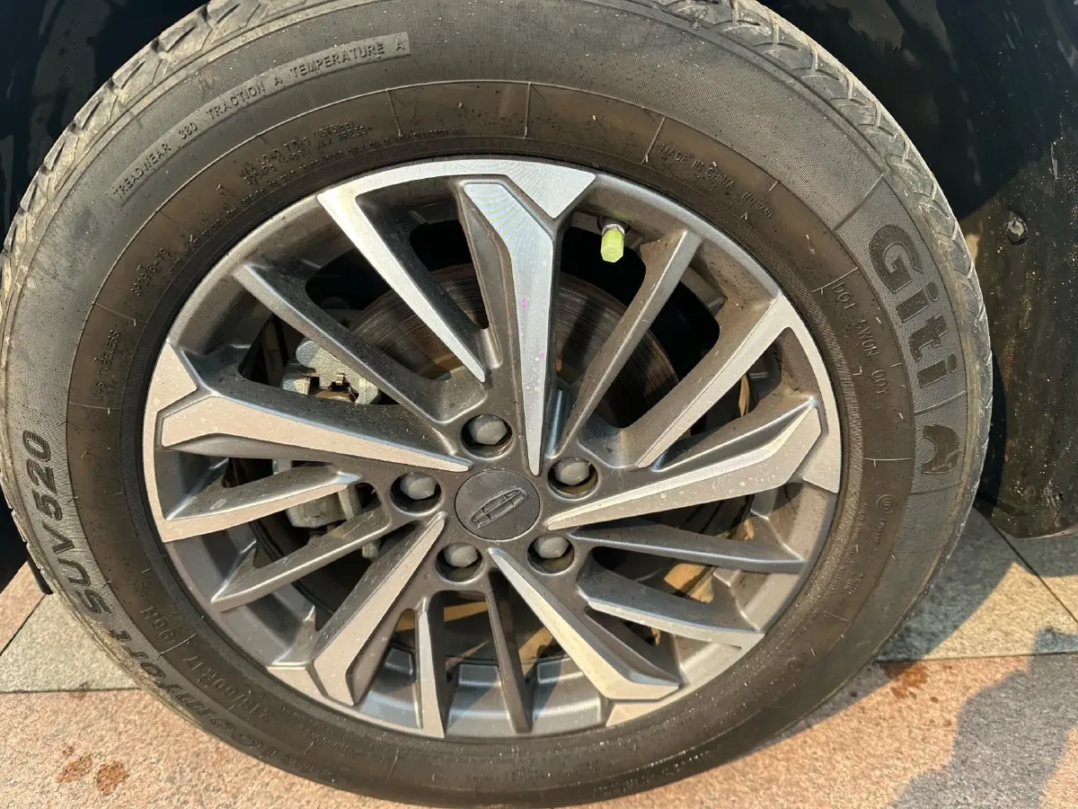 2021 Geely Coolray 1.4T 141HP L4 6DCT,autocango,china used car exporter,china ev exporter,chinese used car exporter,chinese used ev exporter