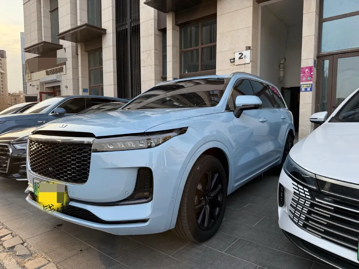 2021 Li ONE Range Extended 131HP REEV 40.5KWH,autocango,china used car exporter,china ev exporter,chinese used car exporter,chinese used ev exporter