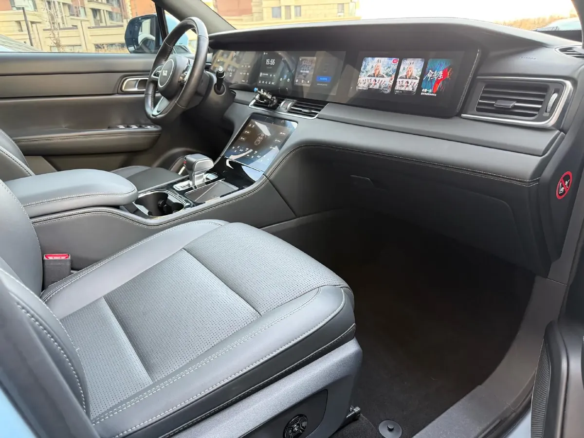 2021 Li ONE Range Extended 131HP REEV 40.5KWH,autocango,china used car exporter,china ev exporter,chinese used car exporter,chinese used ev exporter