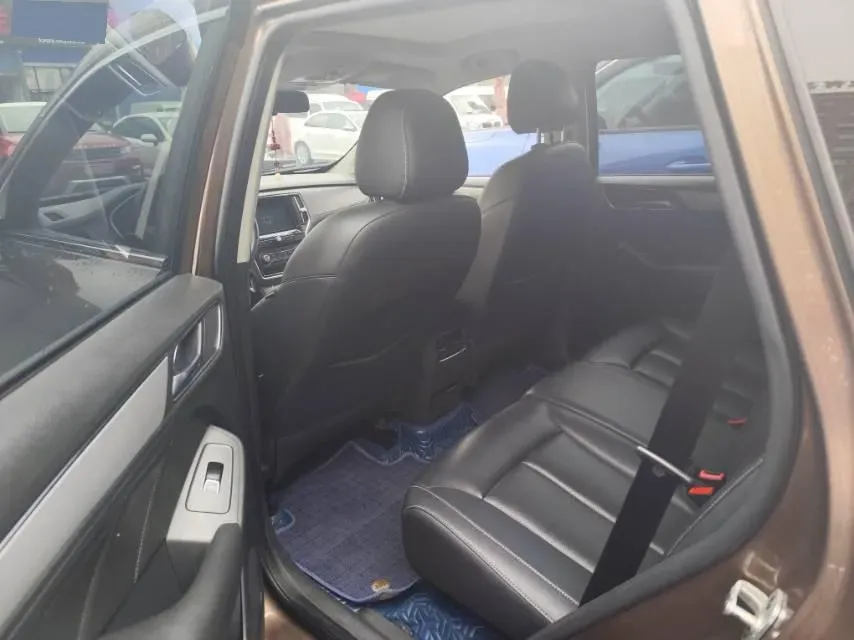 2018 Roewe RX5 1.5T 169HP L4 7DCT,autocango,china used car exporter,china ev exporter,chinese used car exporter,chinese used ev exporter