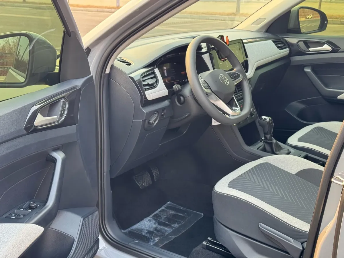 2025 Volkswagen Tharu 1.5L 110HP L4 6AT,autocango,china used car exporter,china ev exporter,chinese used car exporter,chinese used ev exporter