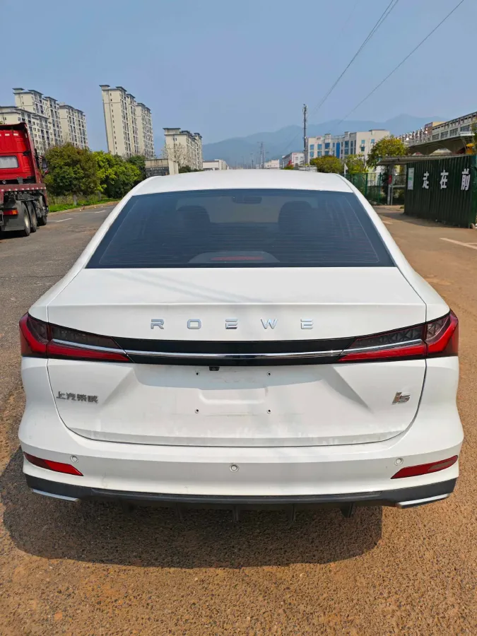 2023 Roewe i5 1.5L 129HP L4 CVT,autocango,china used car exporter,china ev exporter,chinese used car exporter,chinese used ev exporter
