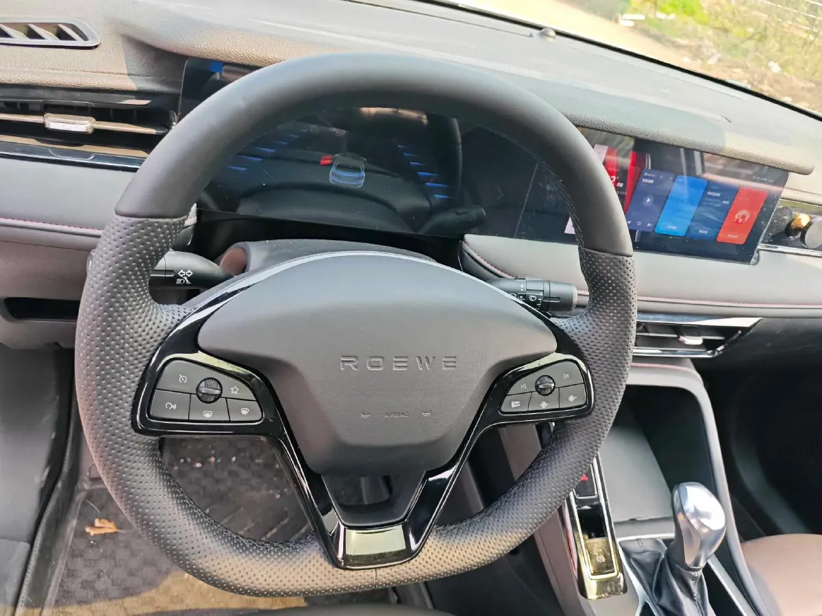 2023 Roewe i5 1.5L 129HP L4 CVT,autocango,china used car exporter,china ev exporter,chinese used car exporter,chinese used ev exporter