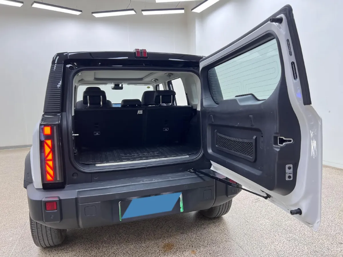 2024 iCAR iCAR 03 BEV 50.63KWH,autocango,china used car exporter,china ev exporter,chinese used car exporter,chinese used ev exporter