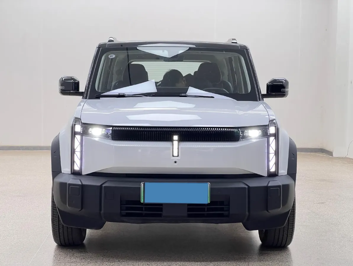 2024 iCAR iCAR 03 BEV 50.63KWH,autocango,china used car exporter,china ev exporter,chinese used car exporter,chinese used ev exporter