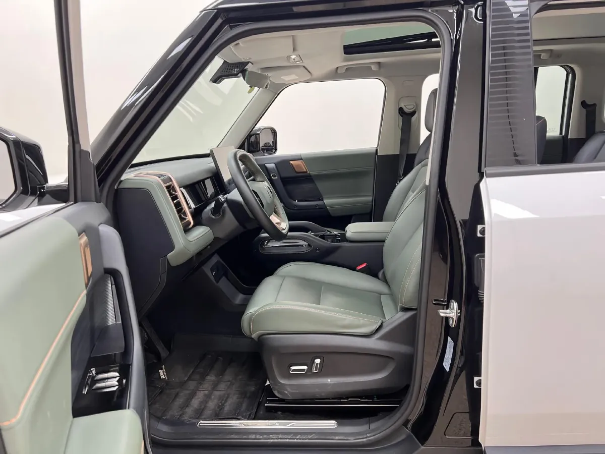 2024 iCAR iCAR 03 BEV 50.63KWH,autocango,china used car exporter,china ev exporter,chinese used car exporter,chinese used ev exporter