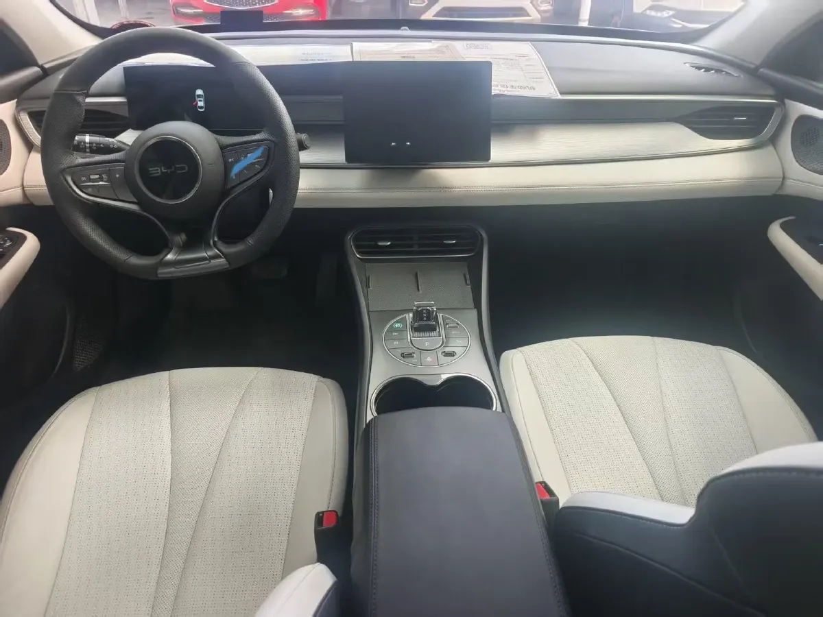 2025 BYD Seal05 DM-i 1.5L 101HP L4 E-CVT PHEV 7.68KWH,autocango,china used car exporter,china ev exporter,chinese used car exporter,chinese used ev exporter