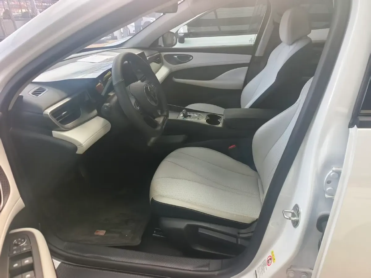 2025 BYD Seal05 DM-i 1.5L 101HP L4 E-CVT PHEV 7.68KWH,autocango,china used car exporter,china ev exporter,chinese used car exporter,chinese used ev exporter