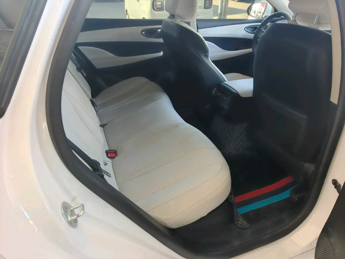 2025 BYD Seal05 DM-i 1.5L 101HP L4 E-CVT PHEV 7.68KWH,autocango,china used car exporter,china ev exporter,chinese used car exporter,chinese used ev exporter