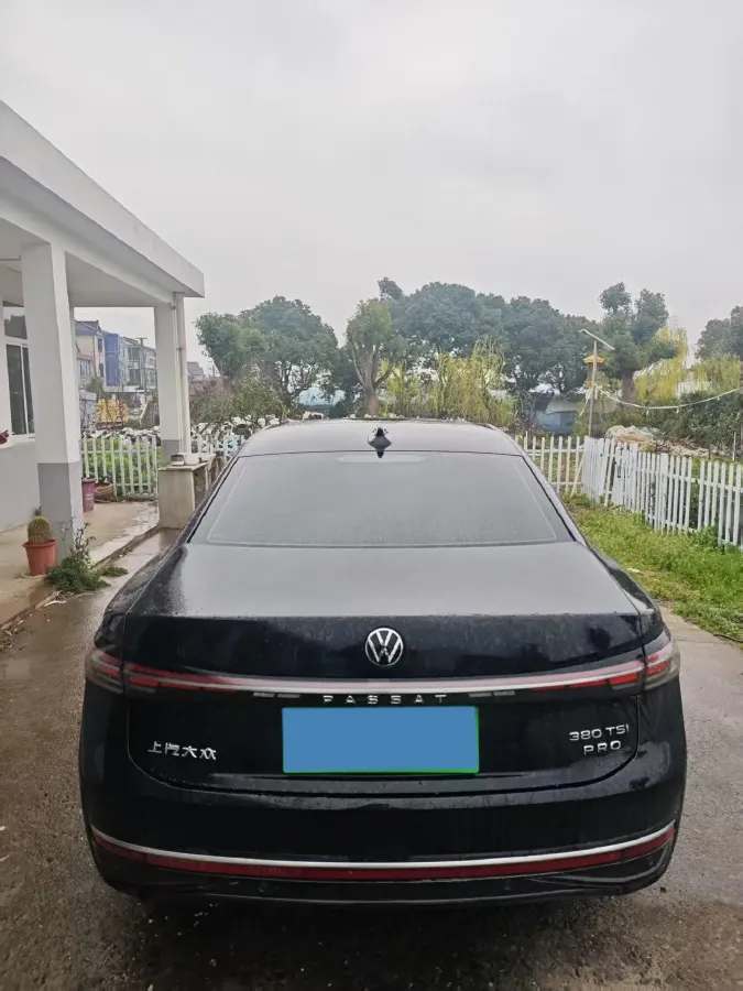 2025 Volkswagen Passat 2.0T 220HP L4 7DCT,autocango,china used car exporter,china ev exporter,chinese used car exporter,chinese used ev exporter