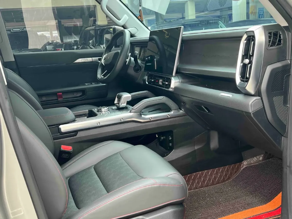 2024 Jetour Traveller 2.0T 254HP L4 7DCT,autocango,china used car exporter,china ev exporter,chinese used car exporter,chinese used ev exporter