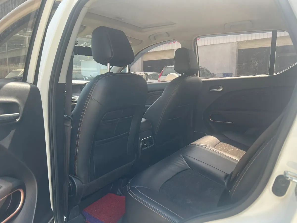 2020 GAC Trumpchi GS3 1.5T 163HP L3 7DCT,autocango,china used car exporter,china ev exporter,chinese used car exporter,chinese used ev exporter