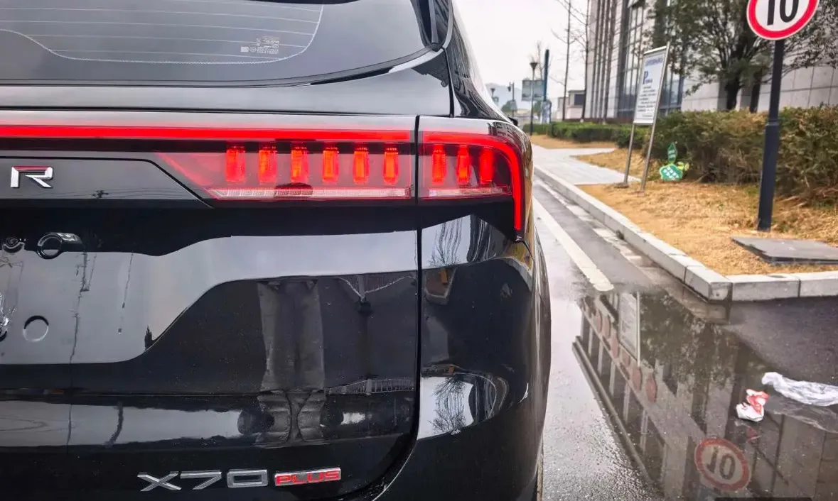 2024 Jetour X70 Plus 1.6T 197HP L4 7DCT,autocango,china used car exporter,china ev exporter,chinese used car exporter,chinese used ev exporter